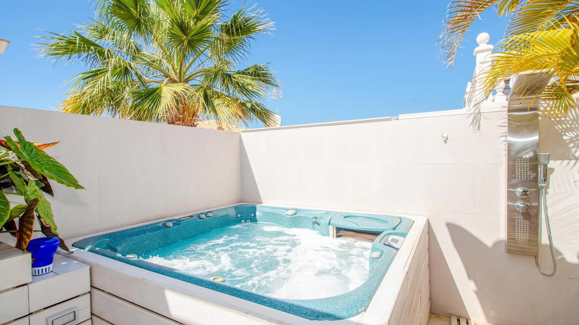 Luxury 3Bd Villa With Premium Amenities, Jacuzzi, Private Parking Эль-Пальмар Апартаменты