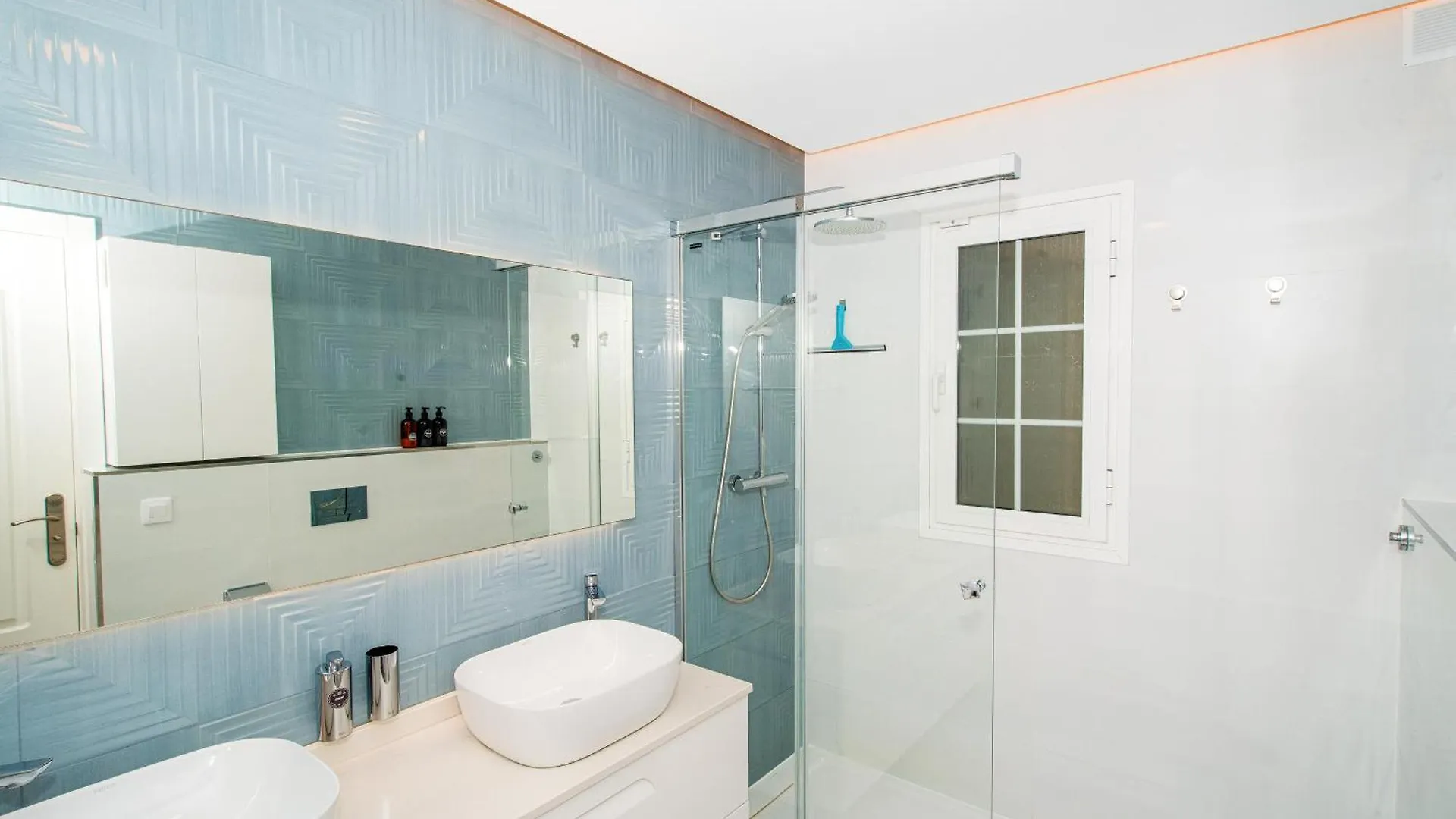 Luxury 3Bd Villa With Premium Amenities, Jacuzzi, Private Parking Эль-Пальмар