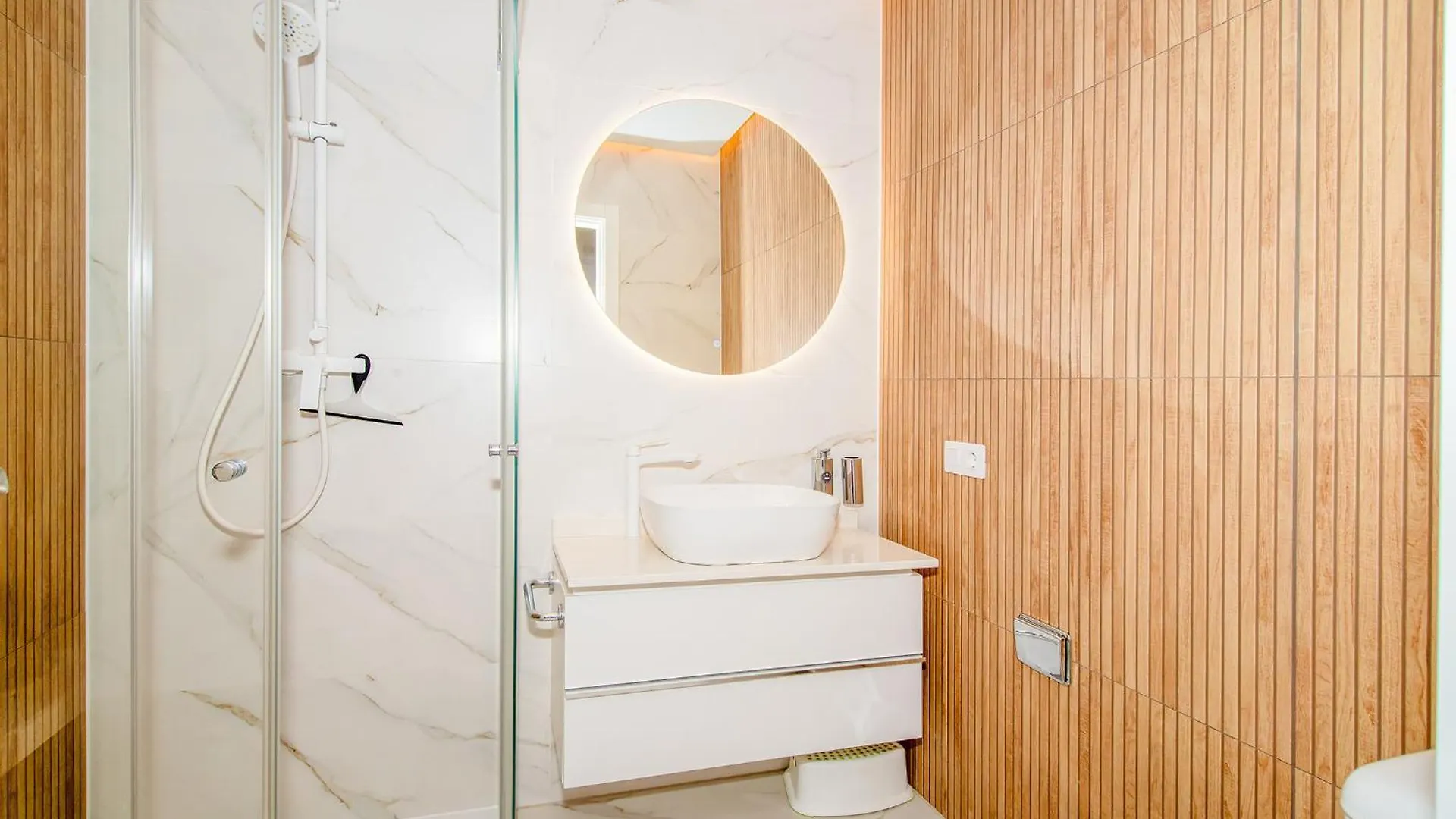 Luxury 3Bd Villa With Premium Amenities, Jacuzzi, Private Parking Эль-Пальмар 0*,  Испания
